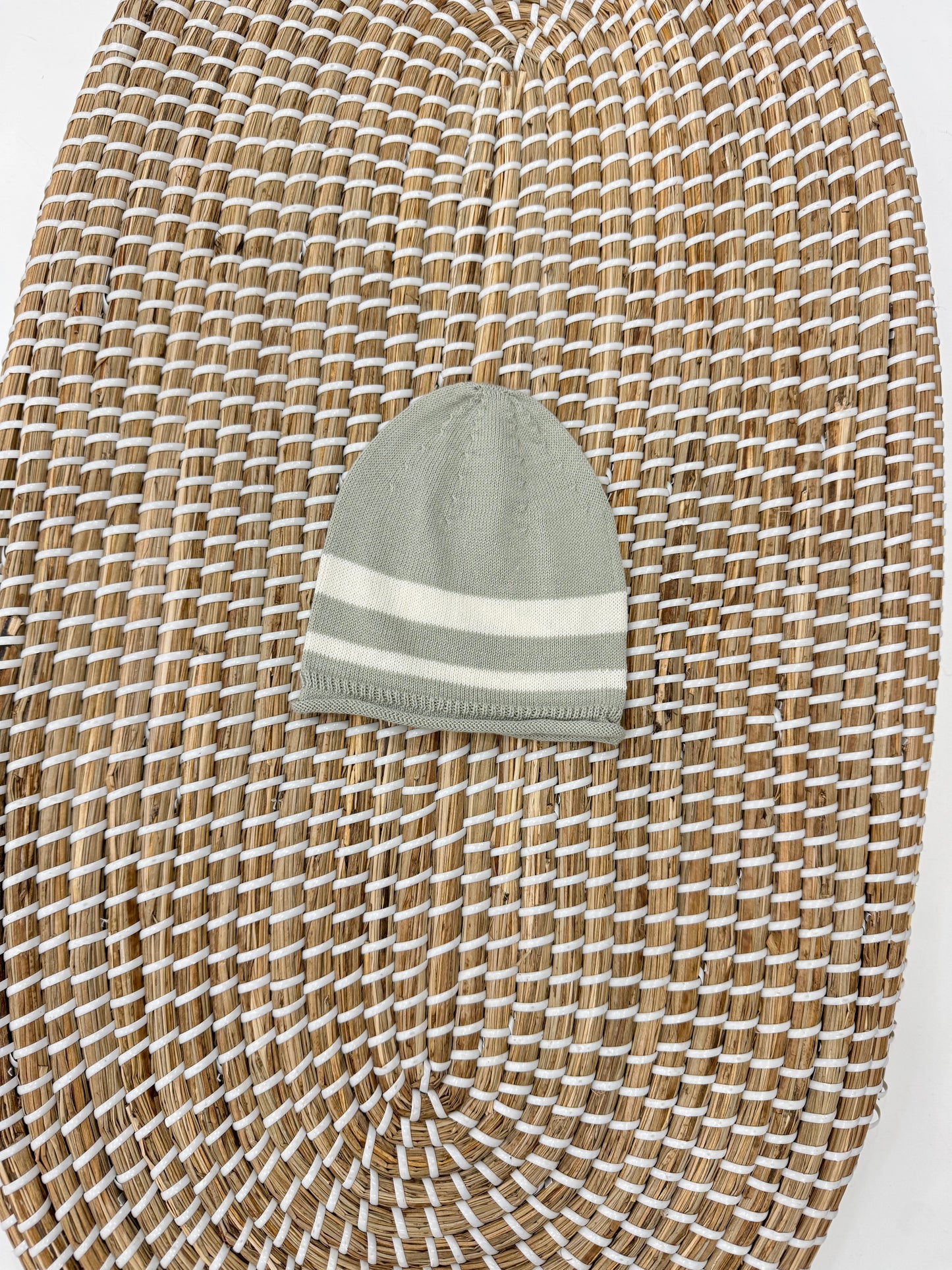 Cappello righe verde