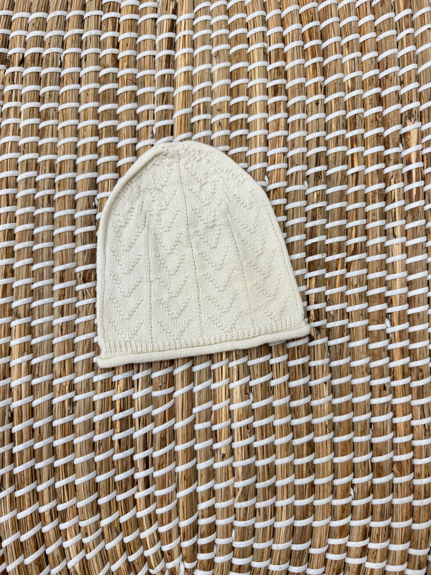 Cappello traforato panna