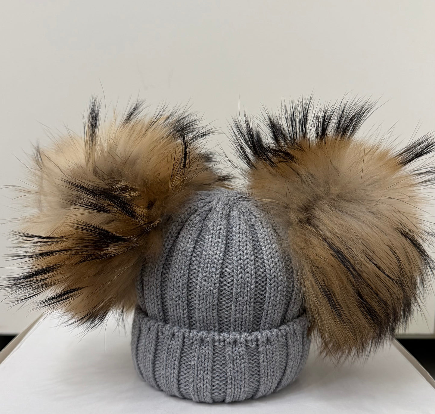 Cappello doppio PonPom