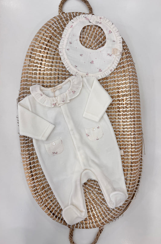 set tutina e bavetta babygi