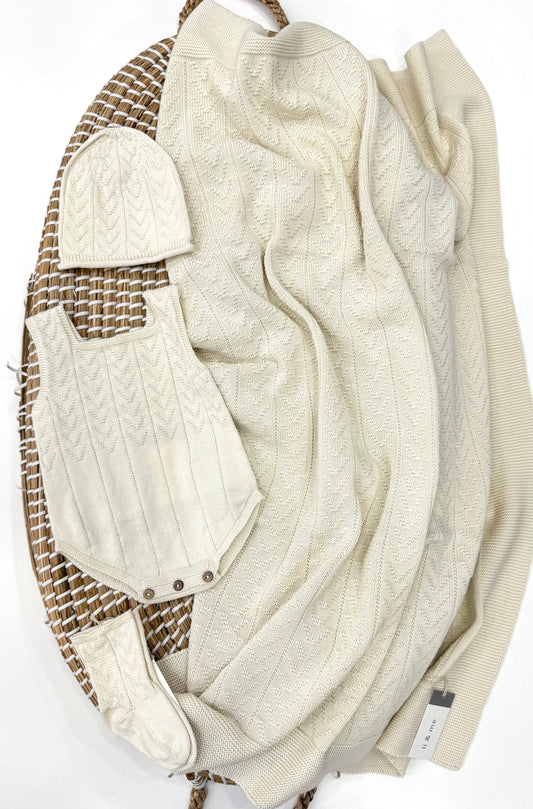 Pagliaccetto traforato panna