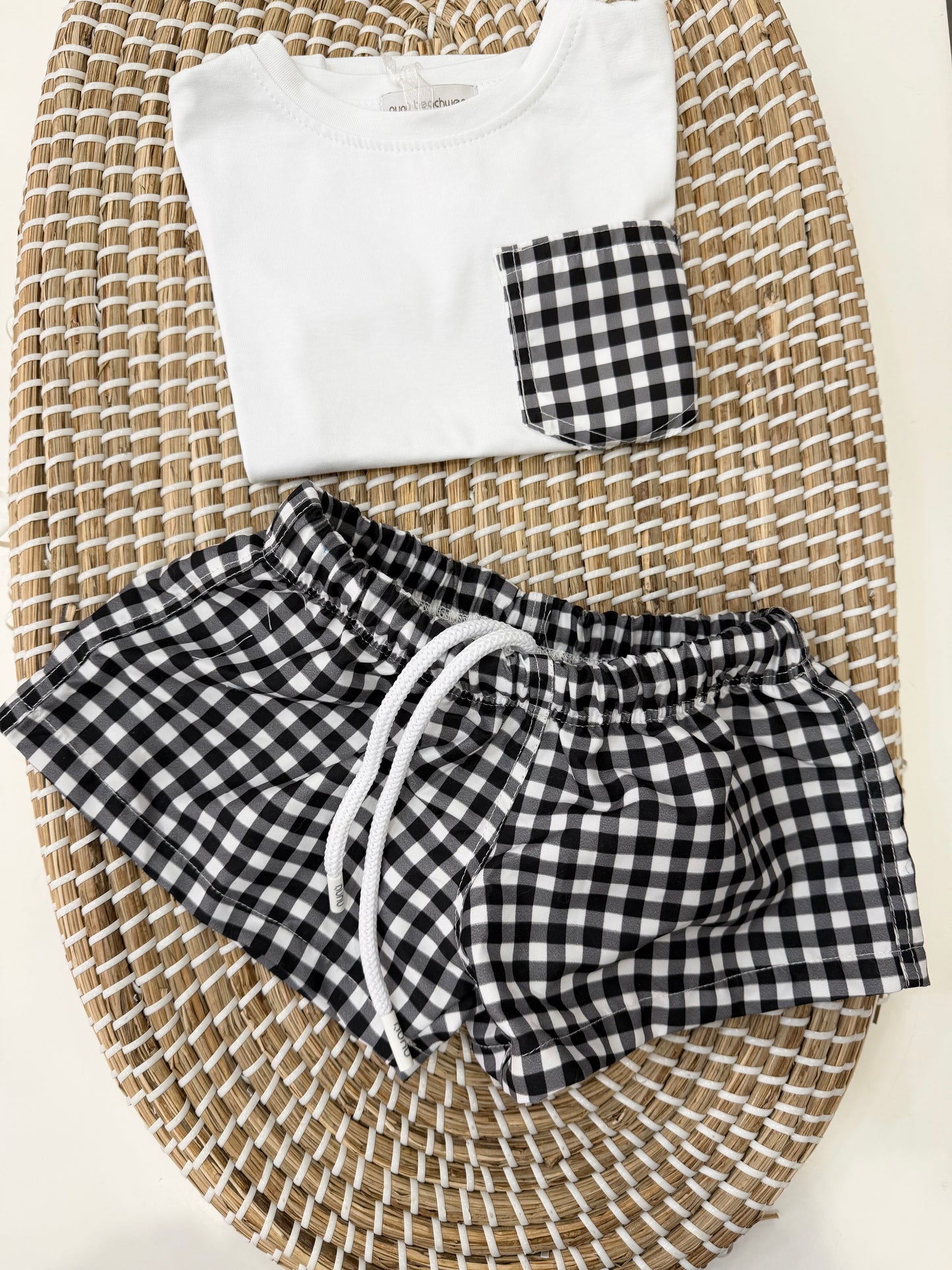 Costume + t-shirt