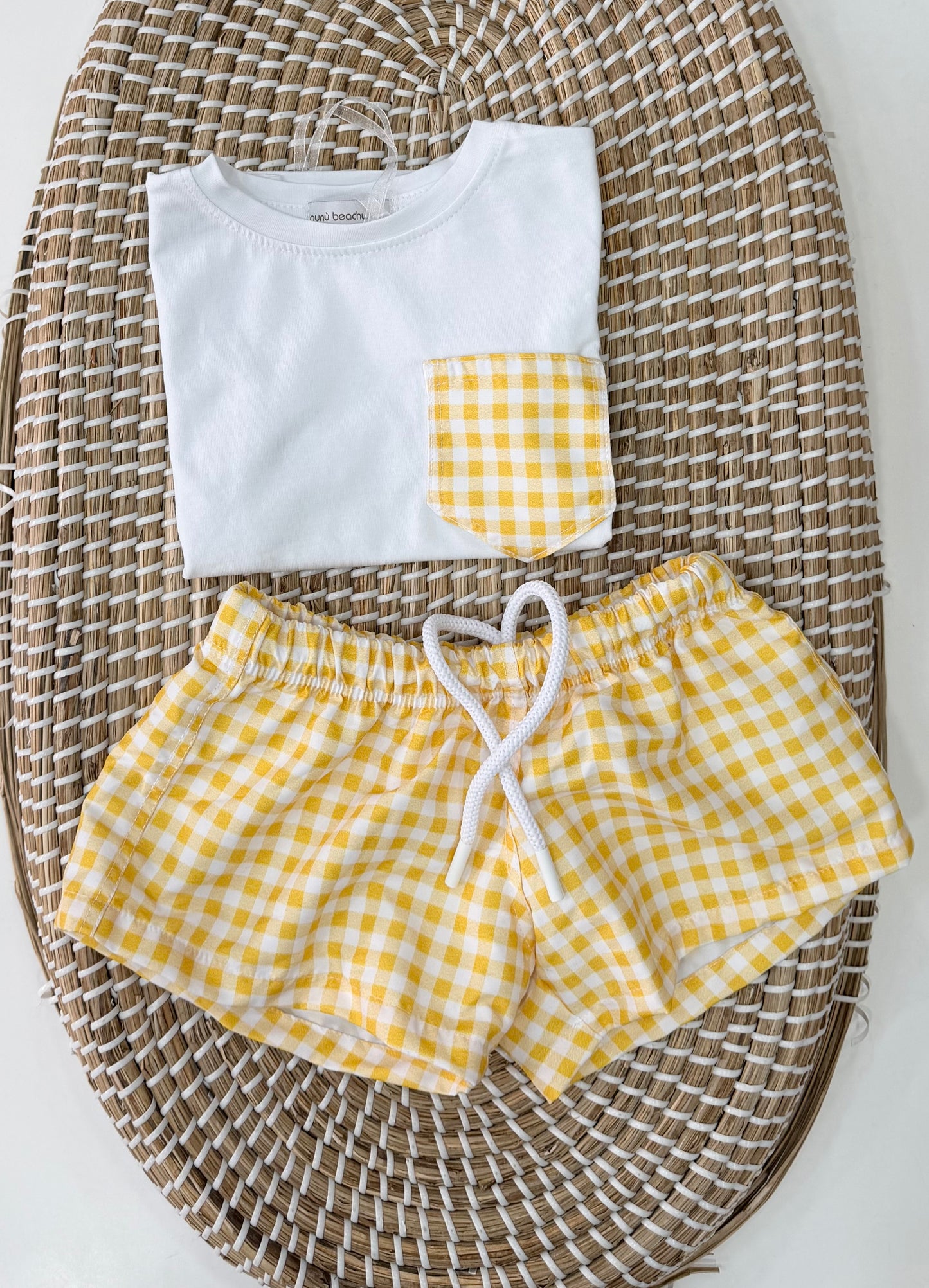 Costume + t-shirt
