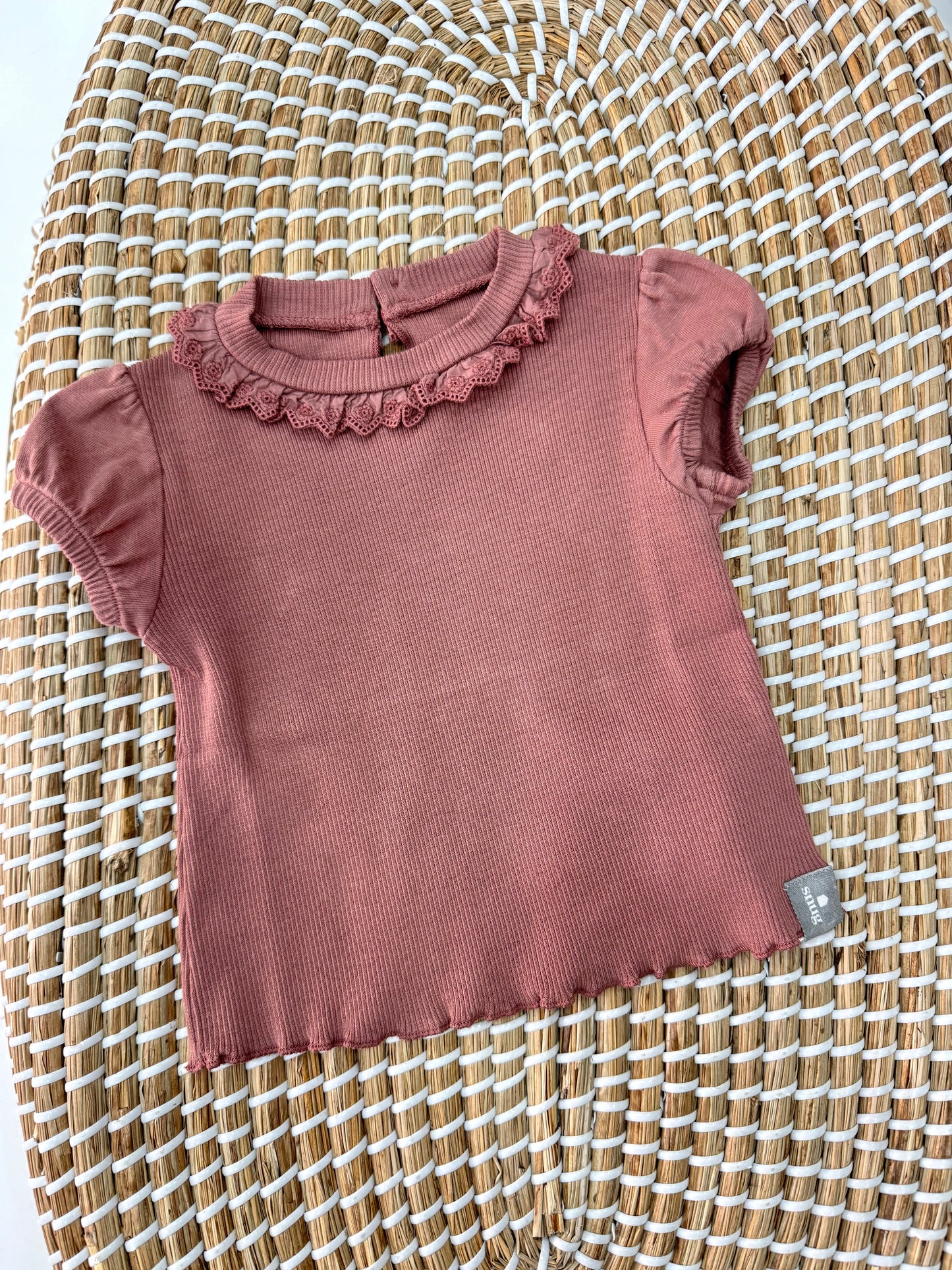 T-shirt ruggine