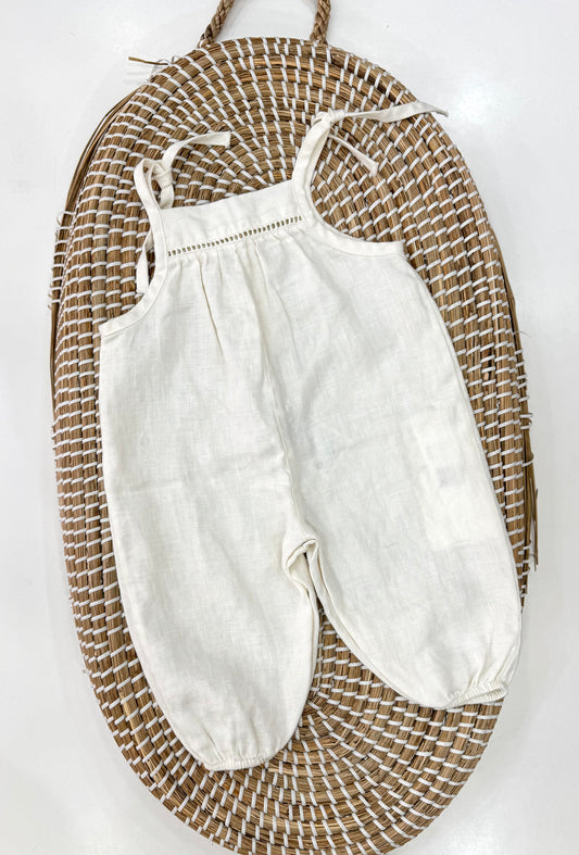 Salopette in lino panna