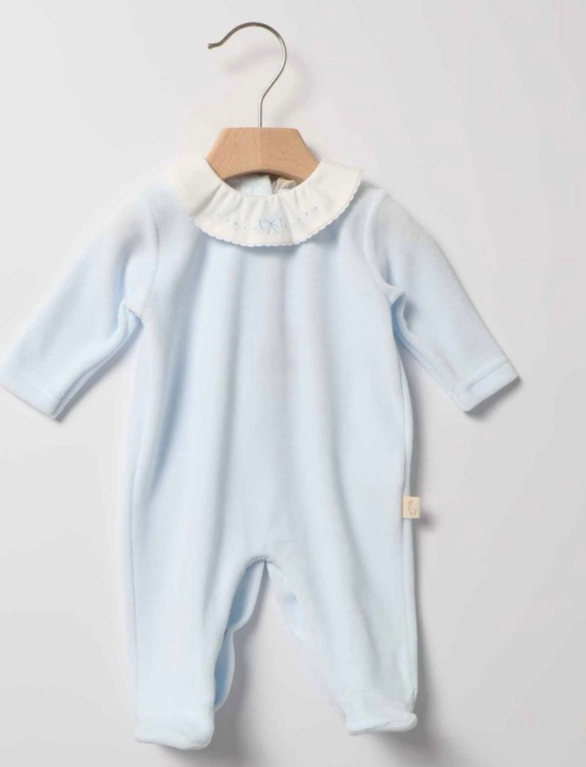 Tutina fiocco ricamato celeste