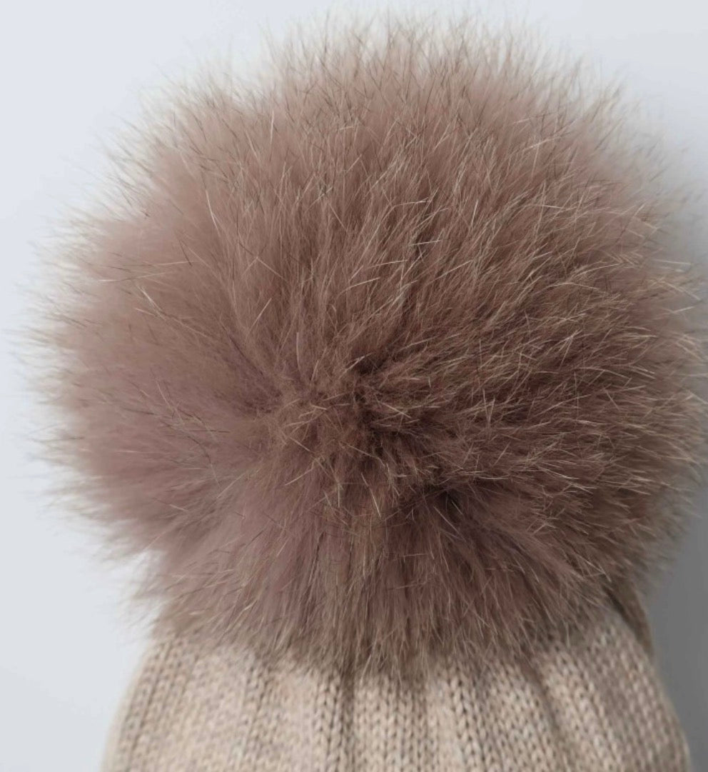 Cappello lana ponpom