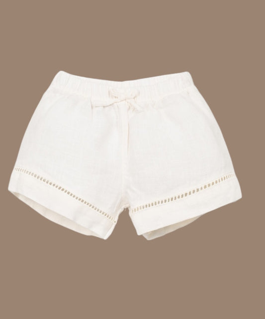 Shorts di lino bianco
