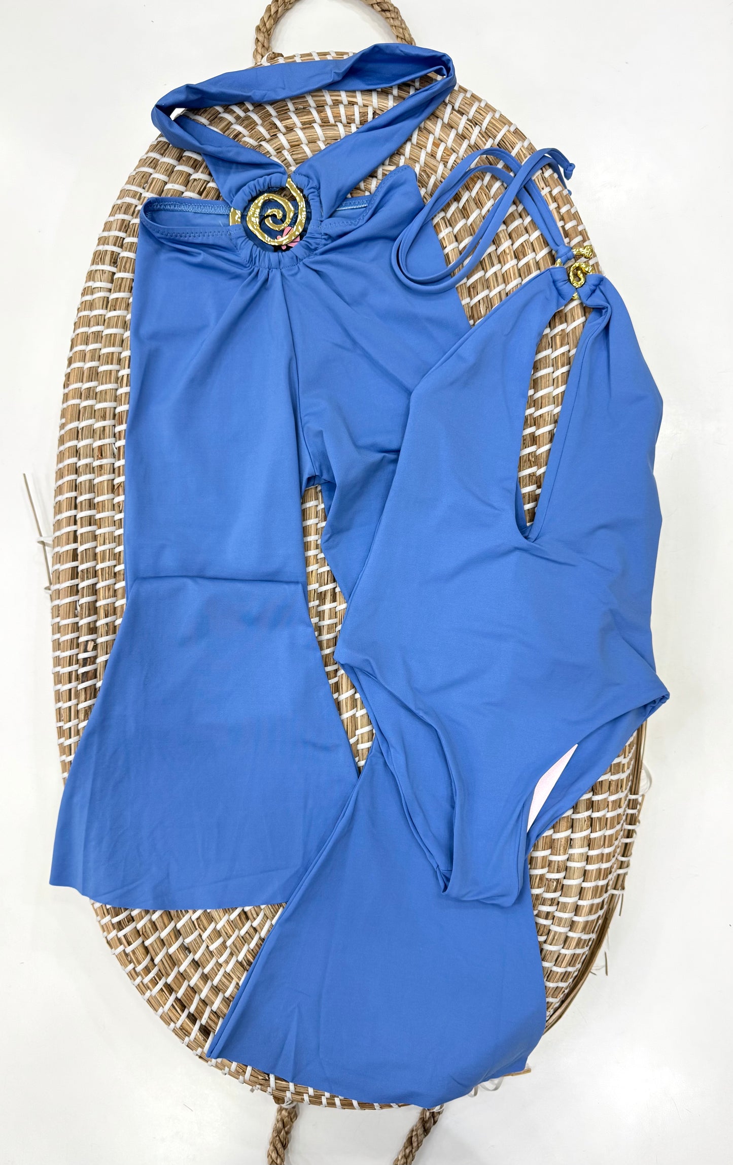 Costume con pantalone